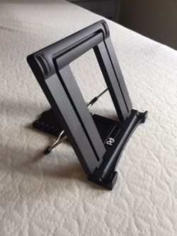 IPad / tablet or book stand. Adjustable