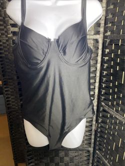 Ladies xl old navy barhing suit