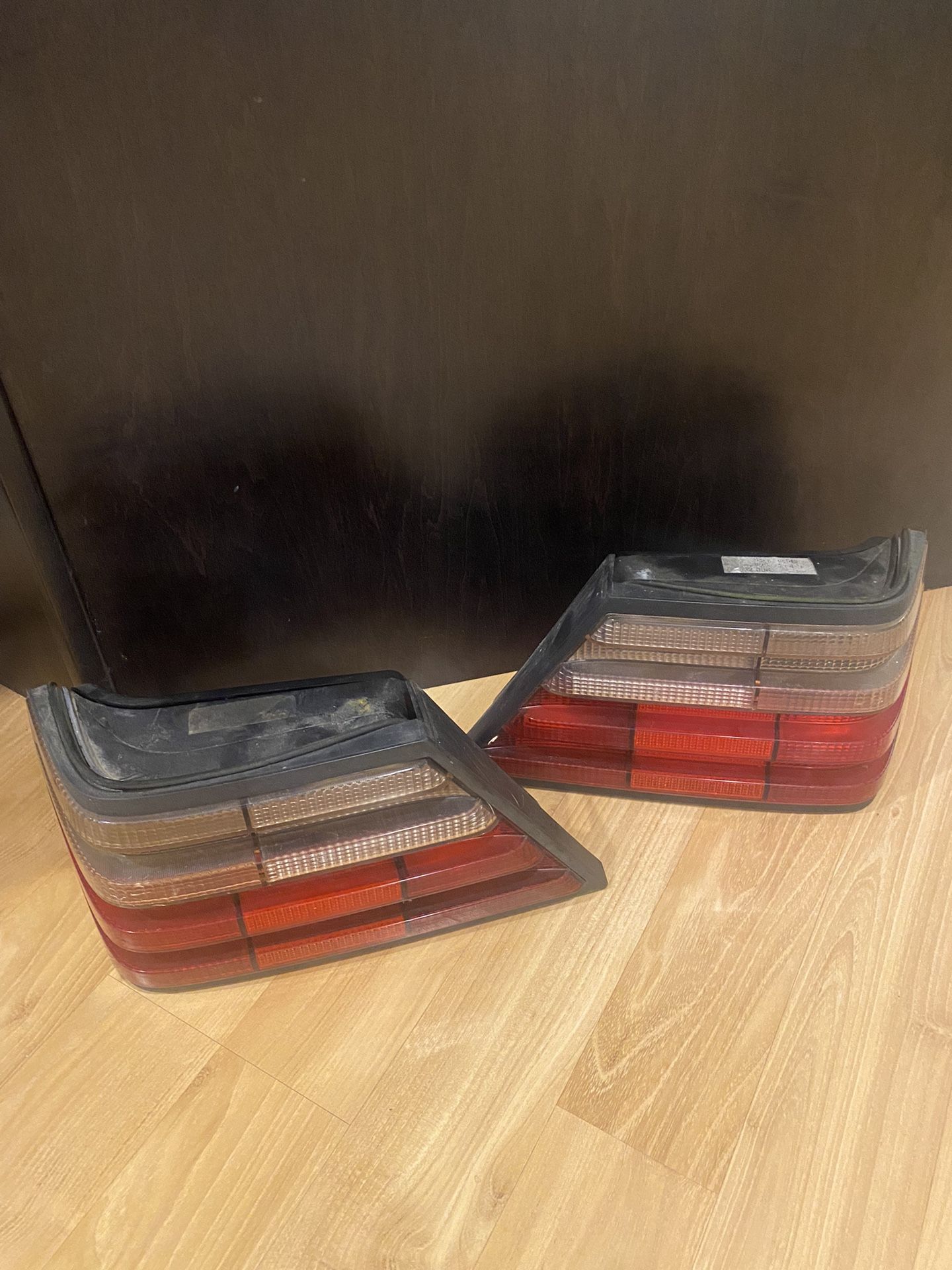 Mercedes W124 Taillights