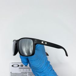 OAKLEY HOLBROOK SUNGLASSES 57/18 MIRRORED LENS