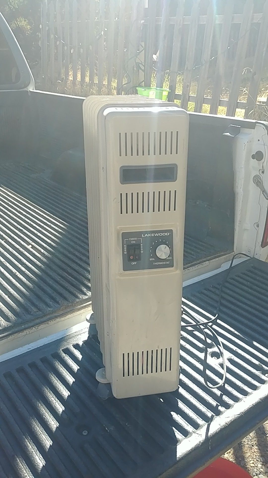 Lakewood 1500 watt oil filled electric space heater