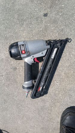 Porter-Cable DA250C 15 Gauge Angled Finish Nailer (A1G012660)