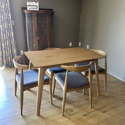 Mid Century Style Dining Table & Chairs