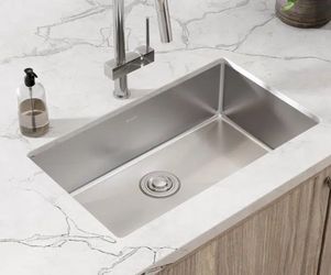 New Elkay Crosstown Undermount Kitchen Sink - NEW IN BOX - Model: EFRU2816T | 16-Gauge Stainless Steel