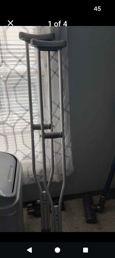 Free Crutches To Someone In Need