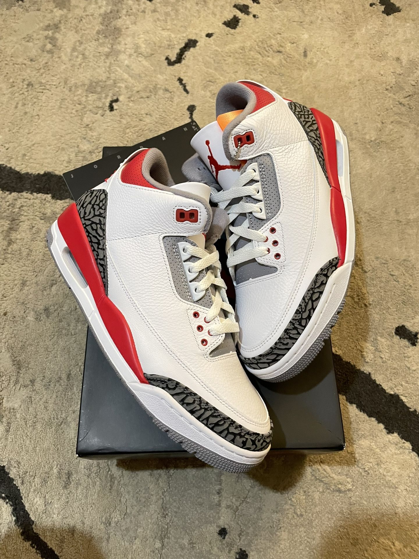 Jordan 3 Fire Red
