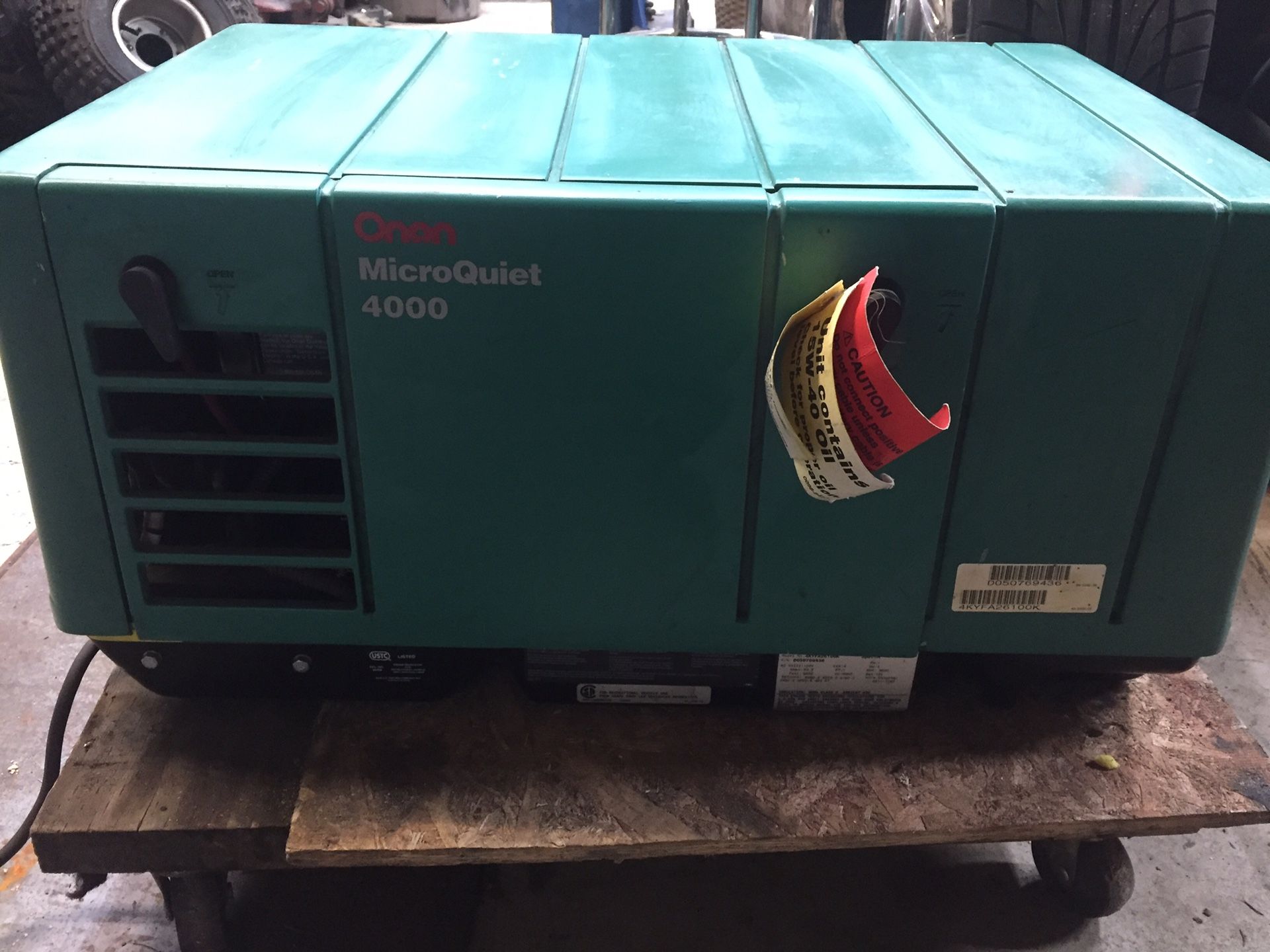 2005 Onan 4KY 4000w 4KW RV Generator *LOW HOURS for Sale in Renton, WA