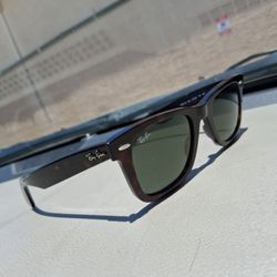 Ray-Ban RB2140 Sunglasses 50mm Original Wayfarer Tortoise Frame gray/vlack Lenses great condition