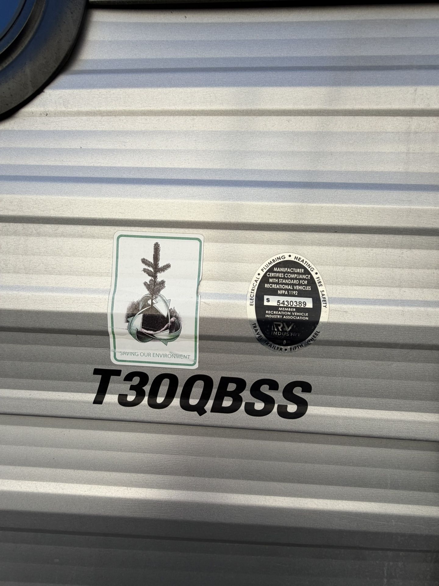 2020 Salem Travel Trailer W/ Slide Out & Bunks