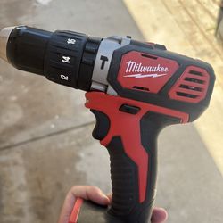 Milwaukee hammer drill