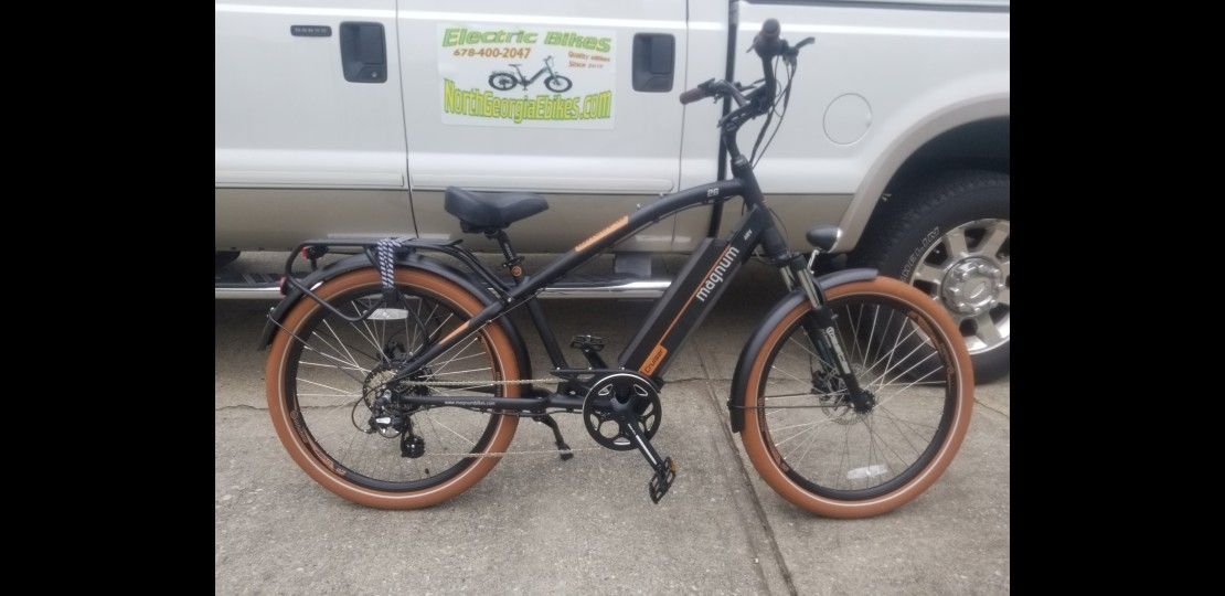 Magnum Cruiser Ebike