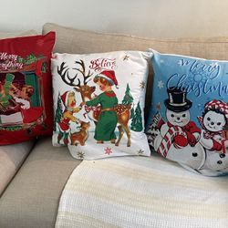 Set of 3 Christmas pillows new
