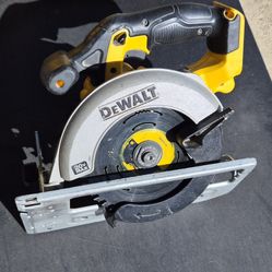 DeWalt Circular Saw