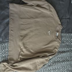 Small Cropped  Nike Sweater 