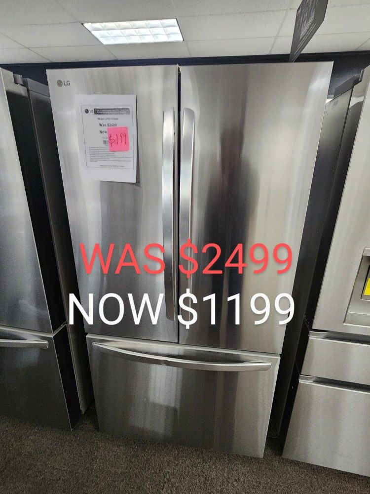27 Cu. Ft. Smart Counter Depth Max Frenxh Door Refrigerator 