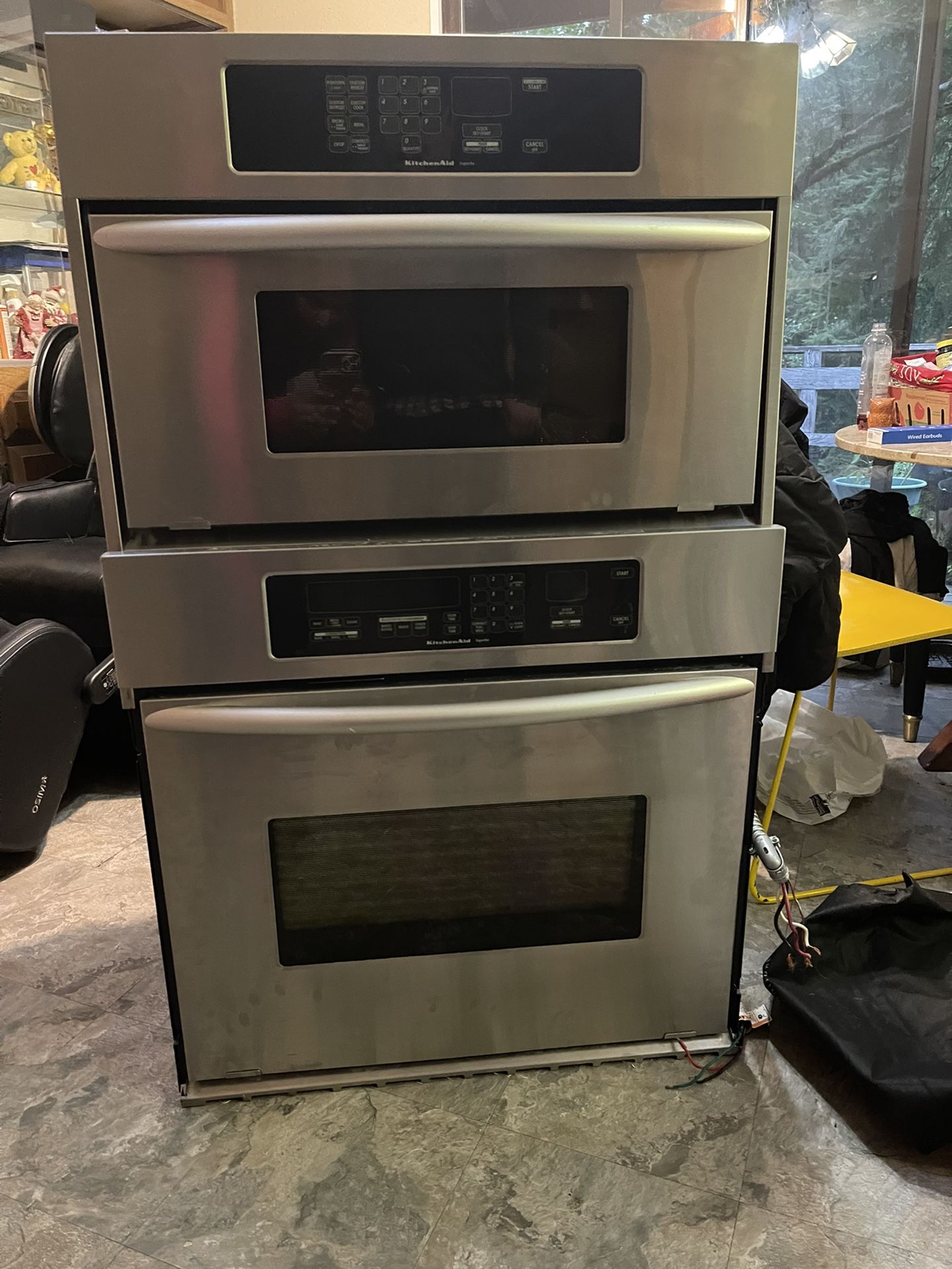 Kitchenaid microwave and oven