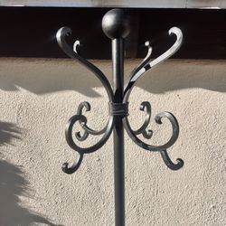 Sturdy Coat Rack 