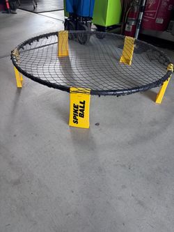Spike ball