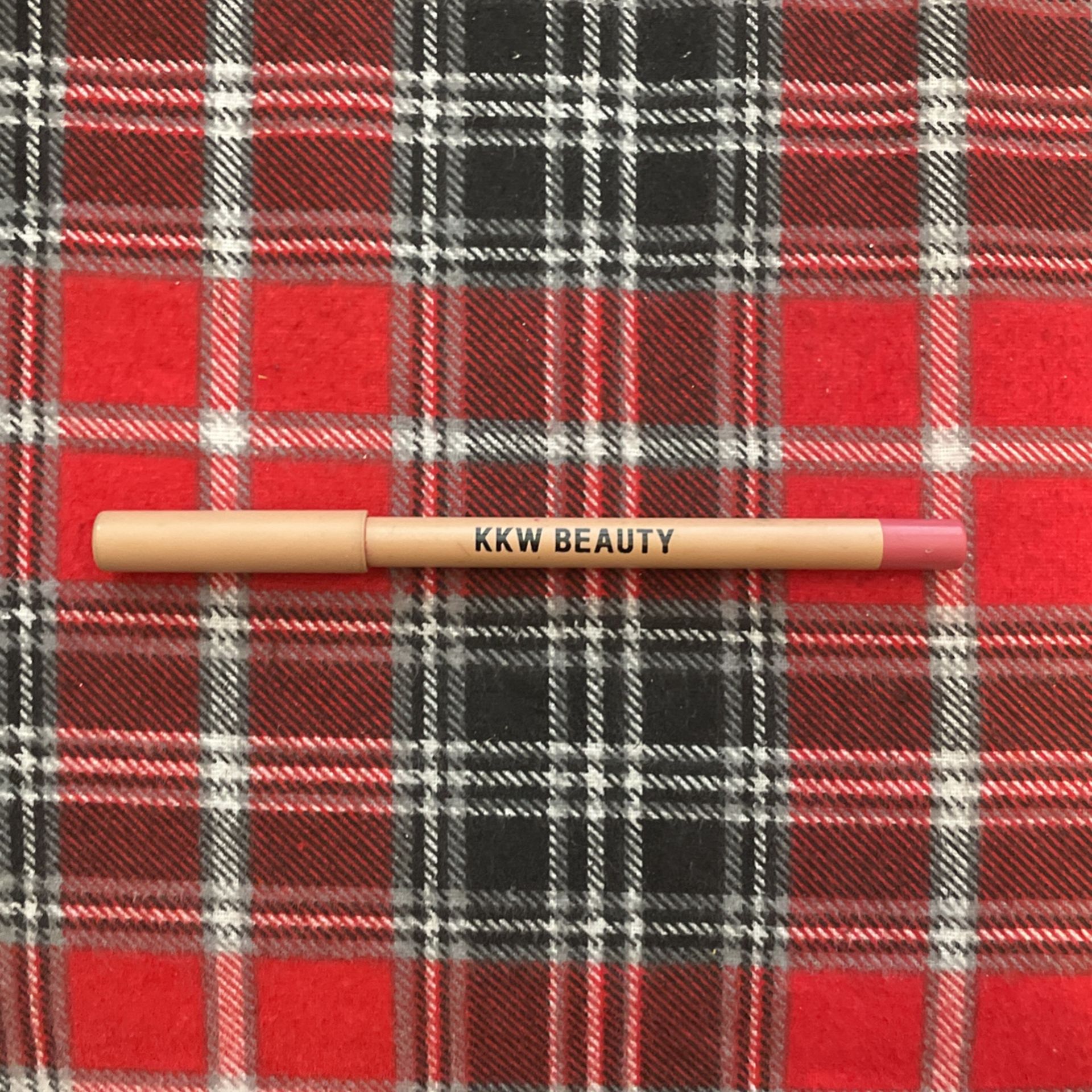 KKW Lip Liner