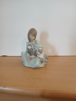 Lladro figurine
