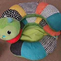 Baby Seat And Tummy Time 