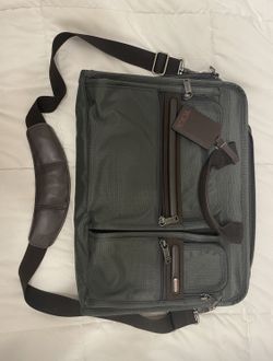 TUMI Compact Large Laptop Briefcase