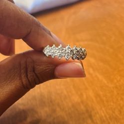 14k Gold Diamond Cluster Ring 