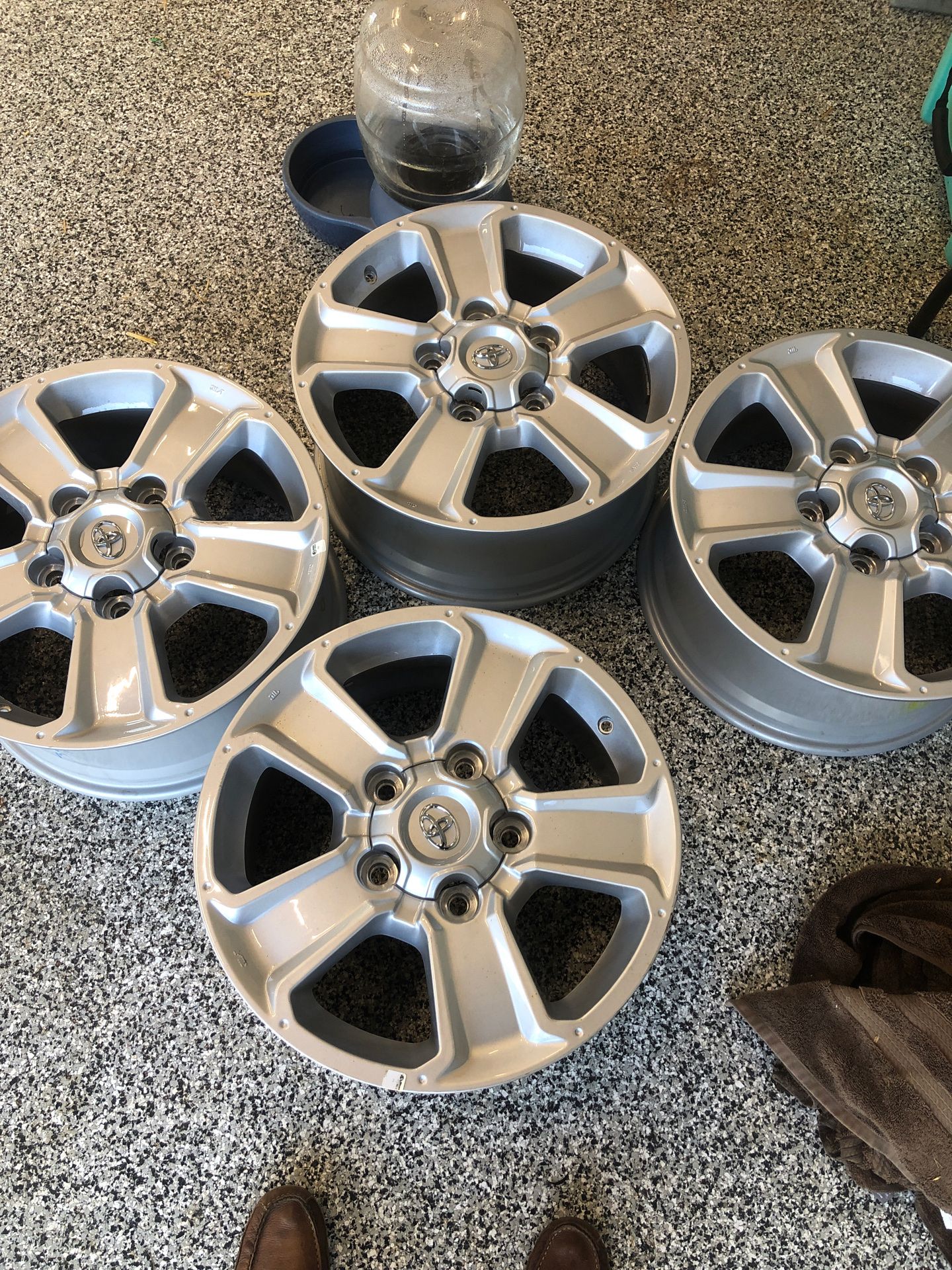 2020 Tundra SR5 wheels BRAND NEW