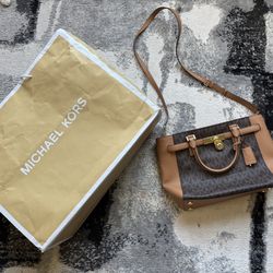 Michael Kors Hamilton Traveler Tote Leather Handbag  Brown Satchel Purse