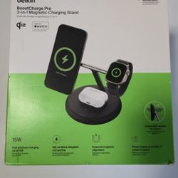 Belkin BoostCharge Pro 3-in-1 Wireless Charging Stand with Qi2 15W