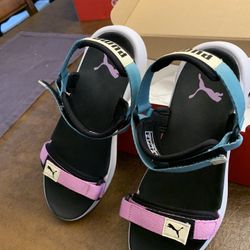 Puma Summer Sandle In Box Size 7 Like New