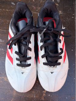 Size 1.5 Soccer Cleats