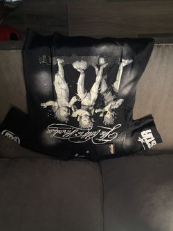 Selling hellstar shirts size medium 