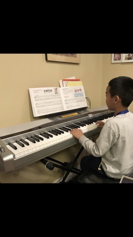Casio Privia PX 555R digital Piano for Sale in Garden Grove CA