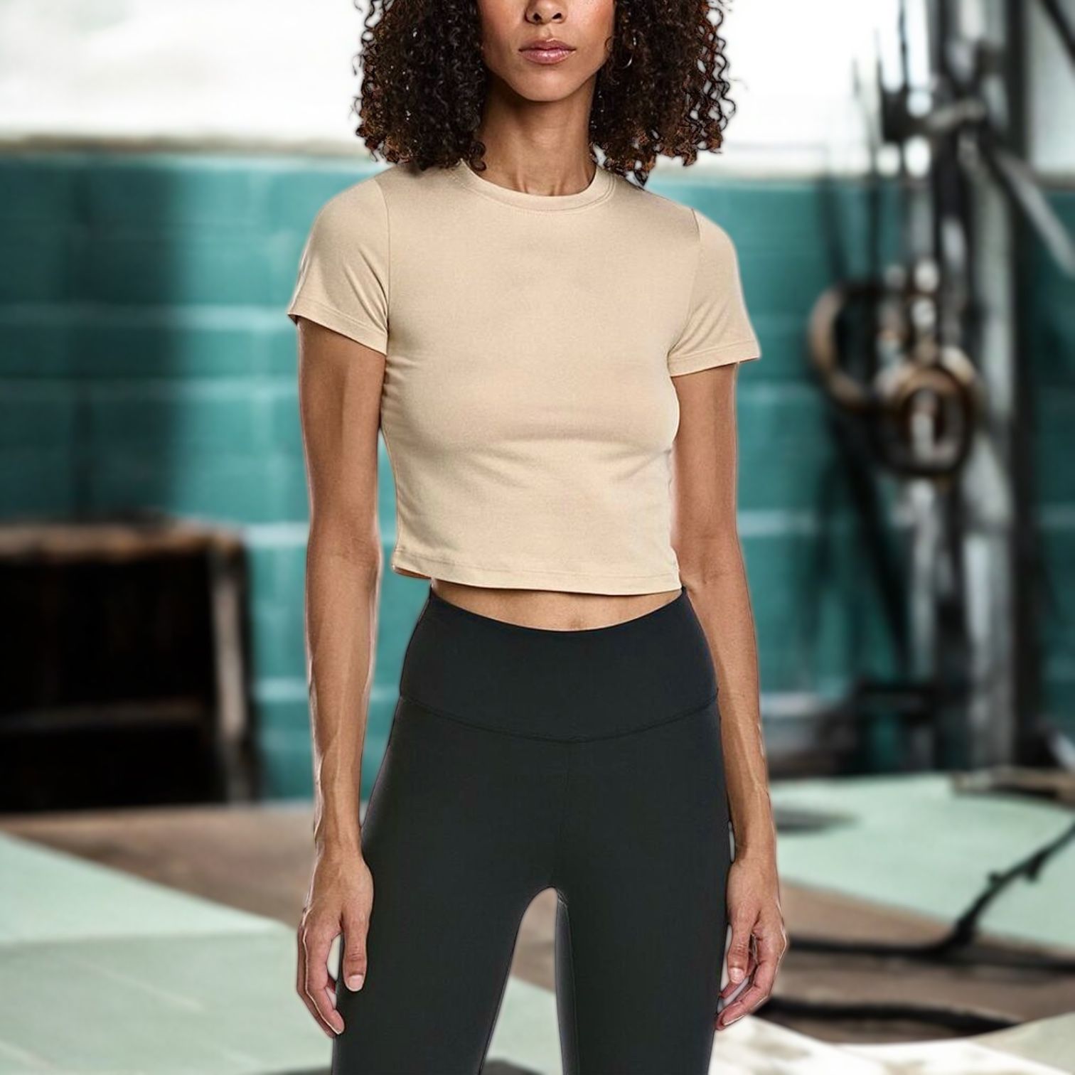 IVL Women’s Slim Fit Beige Minimalist Short Sleeve T-Shirt Sz L