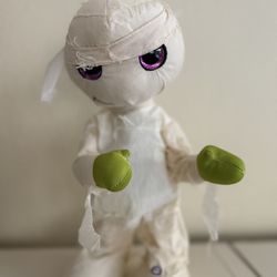 Halloween dancing mummy 