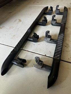 Chevrolet Silverado Running Boards