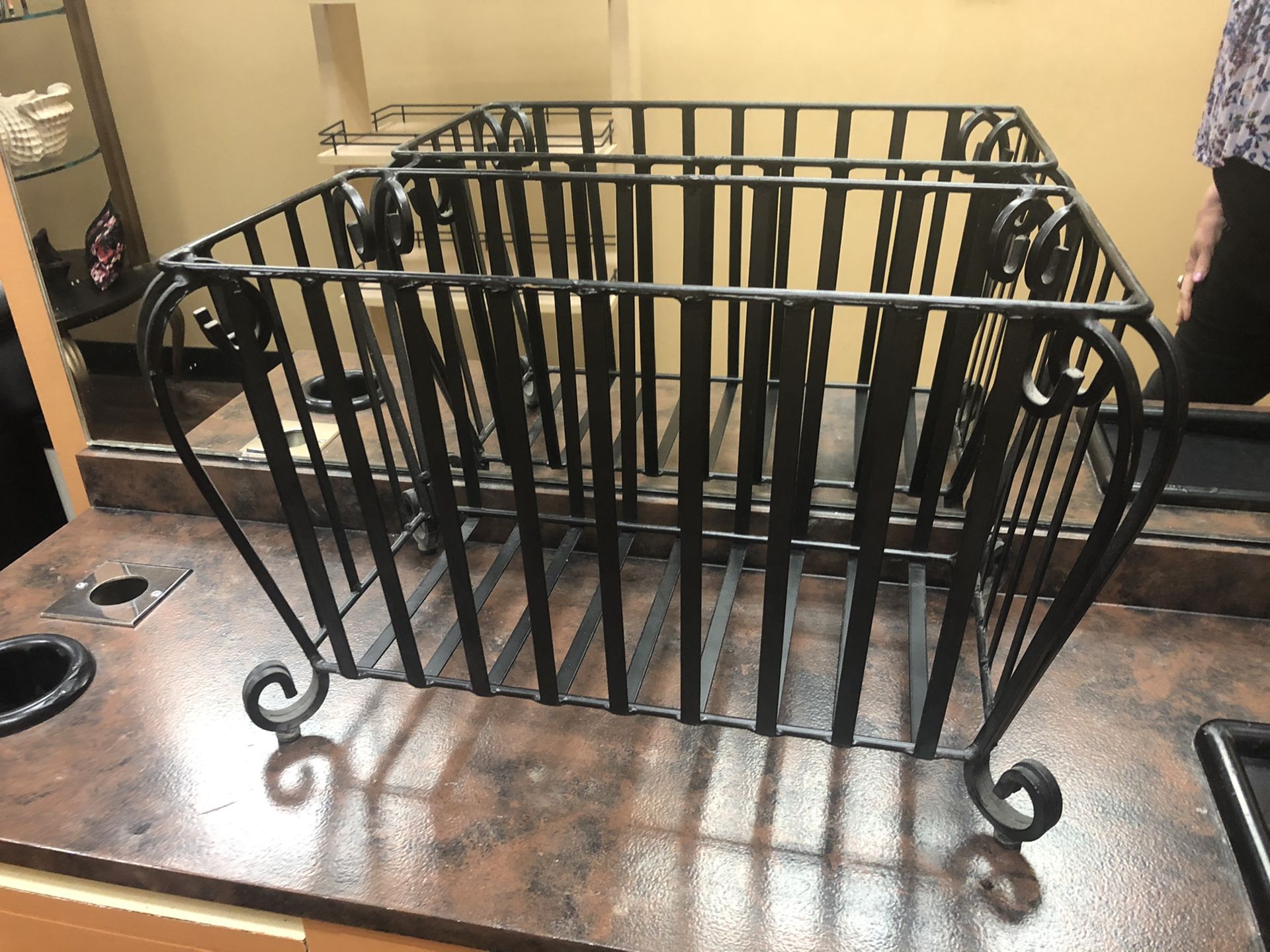 Magazine rack wrought Iron