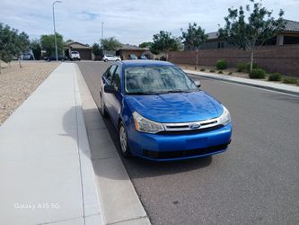 2011 Blue Ford Focus