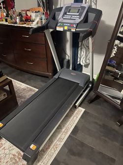 Treadmill 