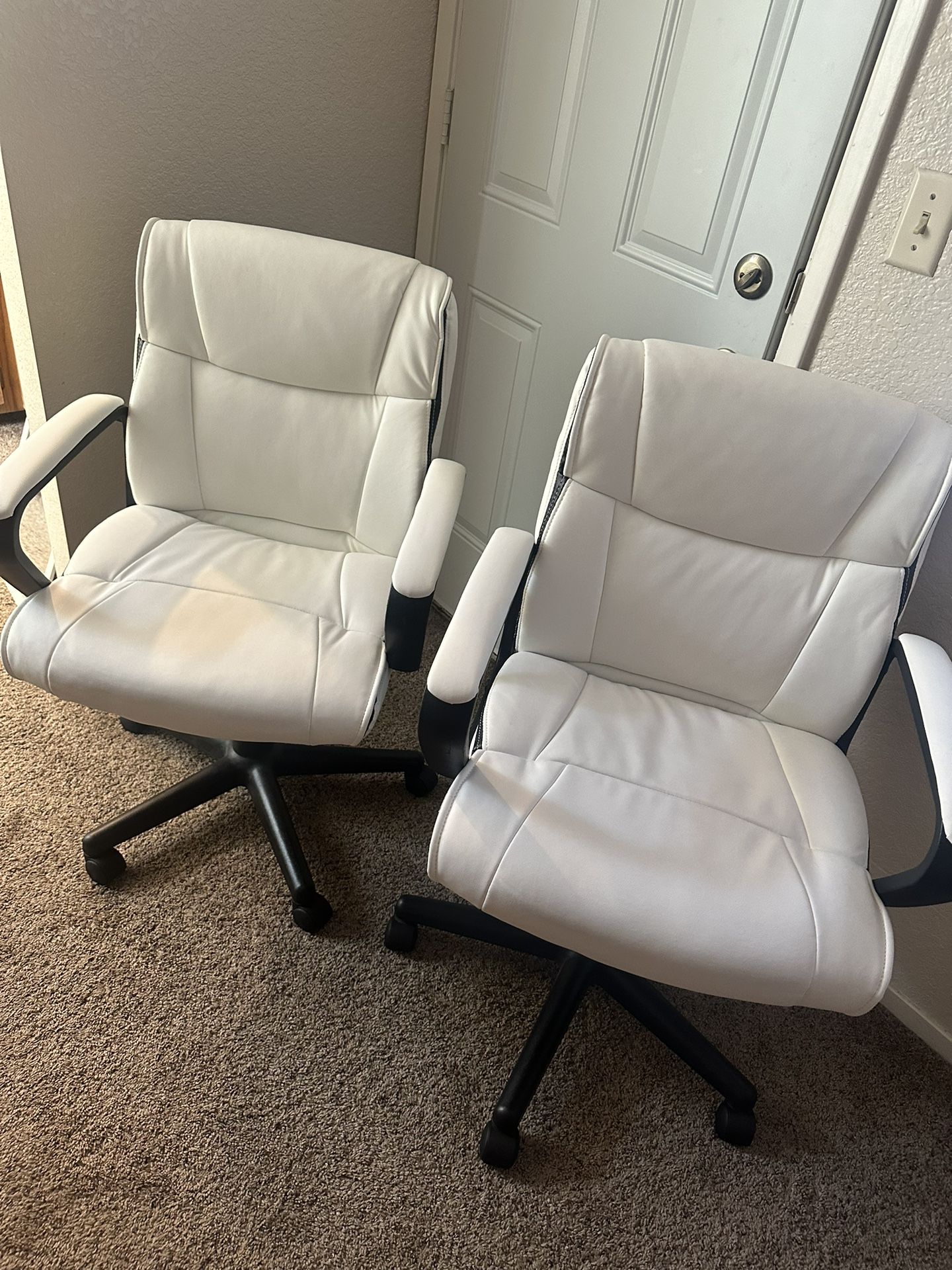 Computer/ Desk Chairs