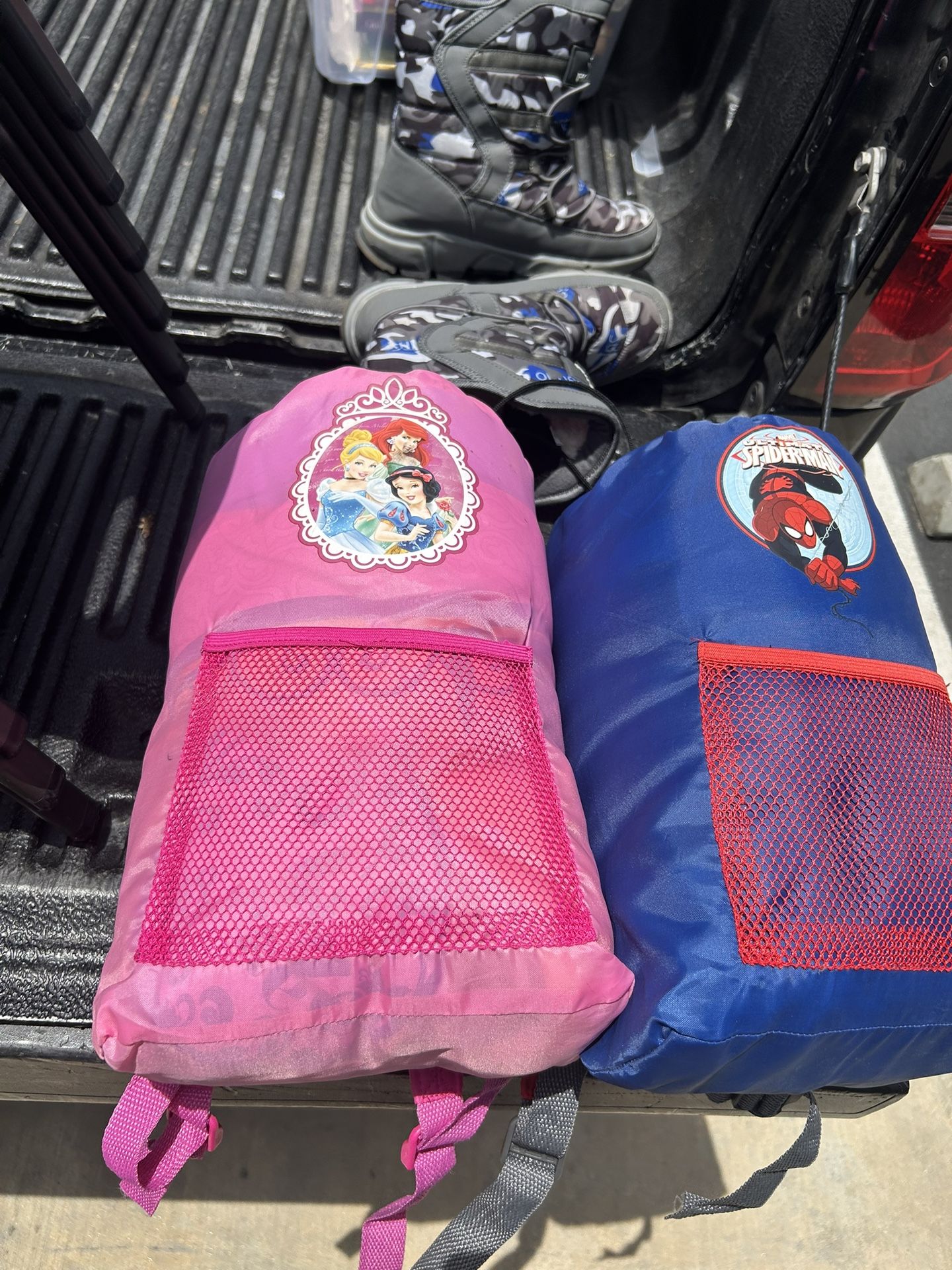 Two kids sleeping bags in good condition