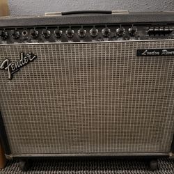 Fender  London Reverb 