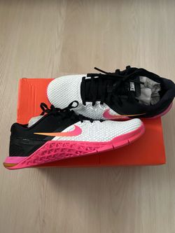 Nike Women’s shoe metcon 4 xd