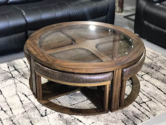 Hannery brown cocktail table new with stools