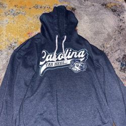Carolina Tar Heels hoodie women (size medium)
