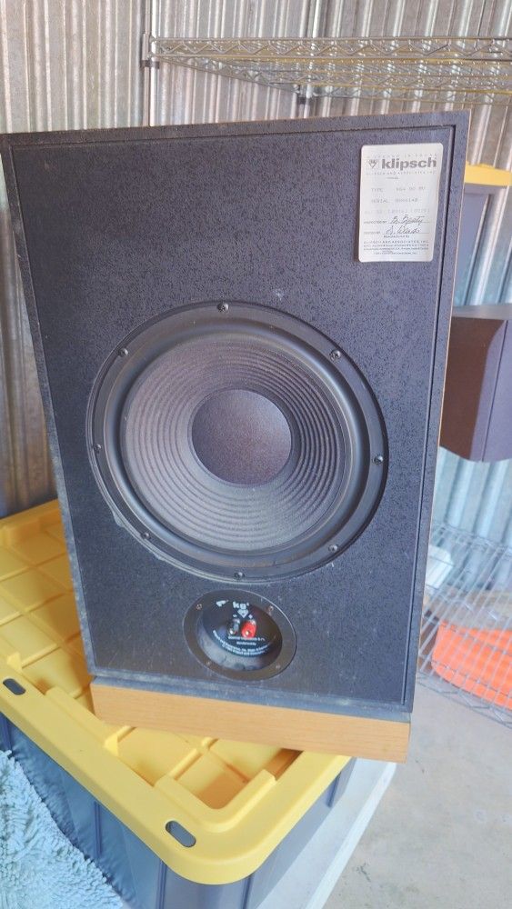 One Speaker