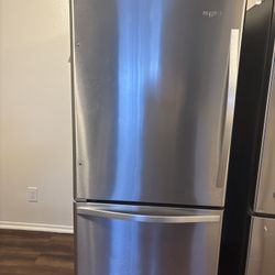 whirlpool refrigerator 