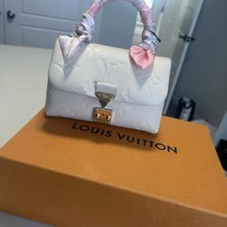 Louis Vuitton Madeleine BB