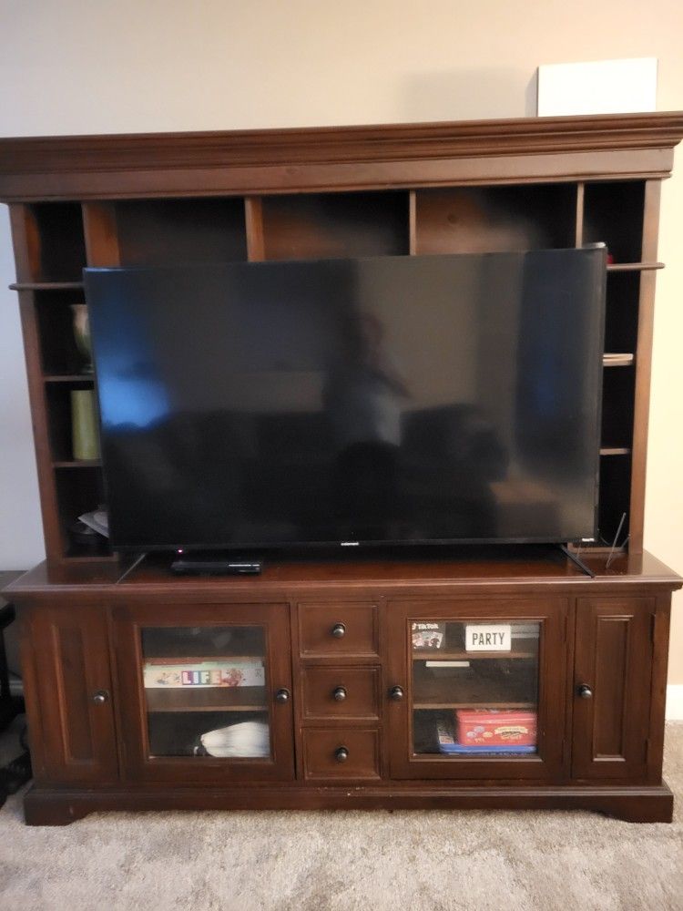 Moving Sale!!! Downsizing And Need To Sell!